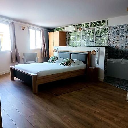 Cotinga Hotell Villars-les-Dombes Eksteriør bilde