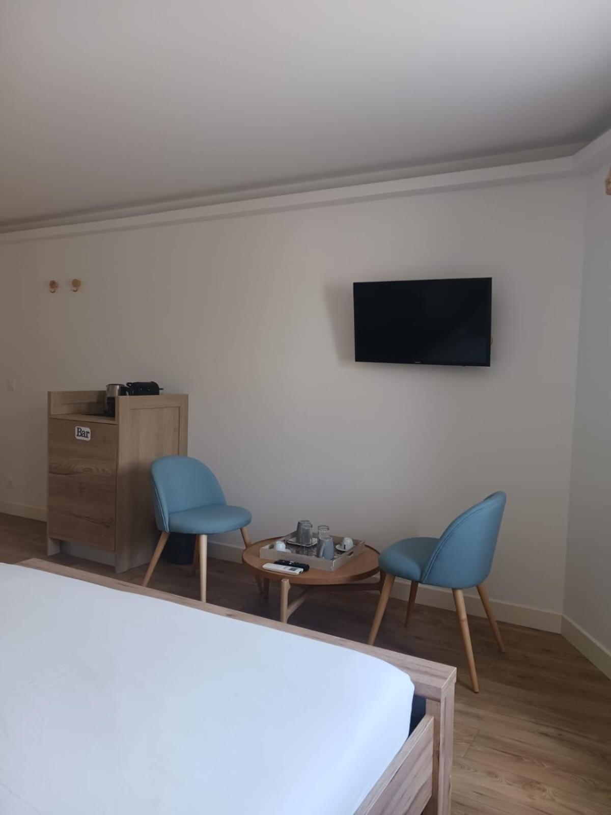 Cotinga Hotell Villars-les-Dombes Eksteriør bilde