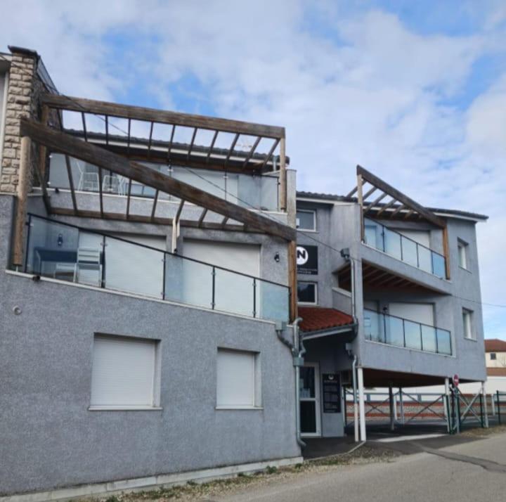 Cotinga Hotell Villars-les-Dombes Eksteriør bilde